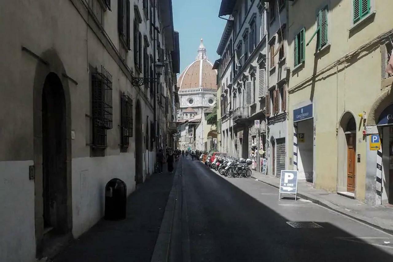 Step To Duomo And All The Sights From Refurbished Apartment Флоренция Экстерьер фото