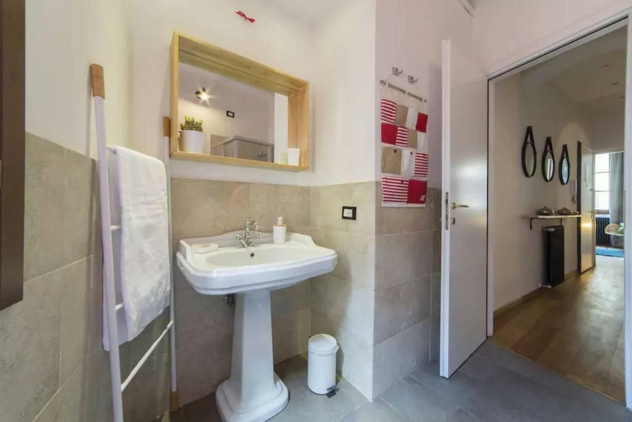 Step To Duomo And All The Sights From Refurbished Apartment Флоренция Экстерьер фото